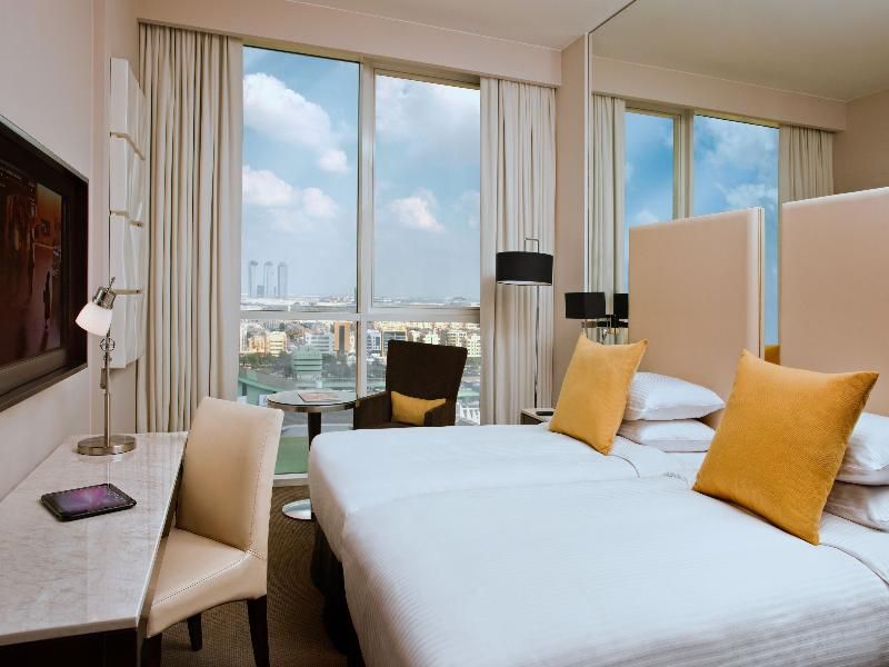 Centro Al Manhal by Rotana TWIN CITY VIEW