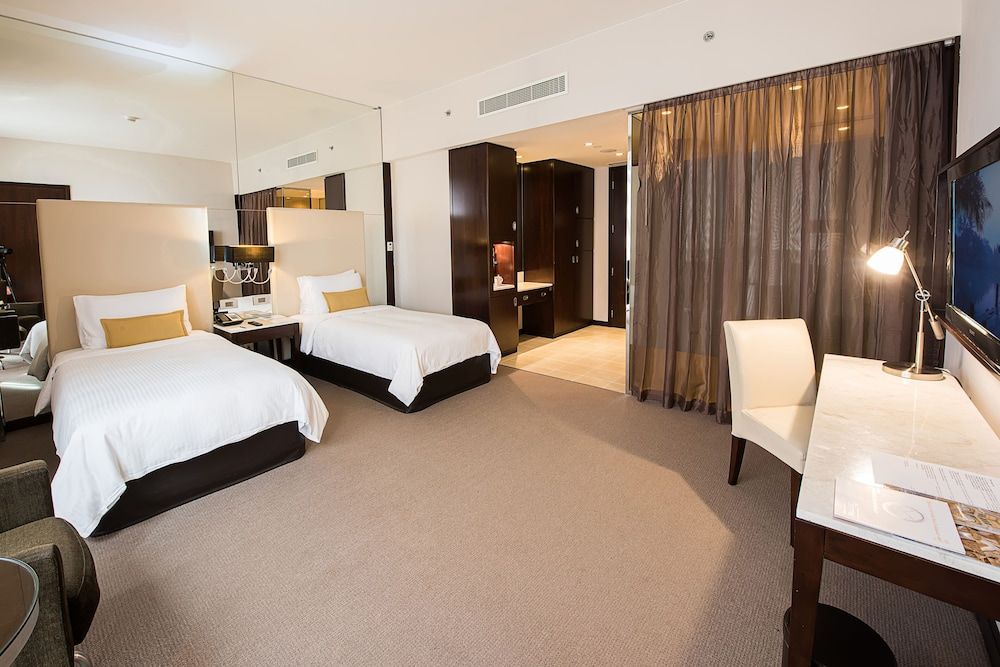 Centro Al Manhal by Rotana Room, 2 Twin Beds, City View (Centro)