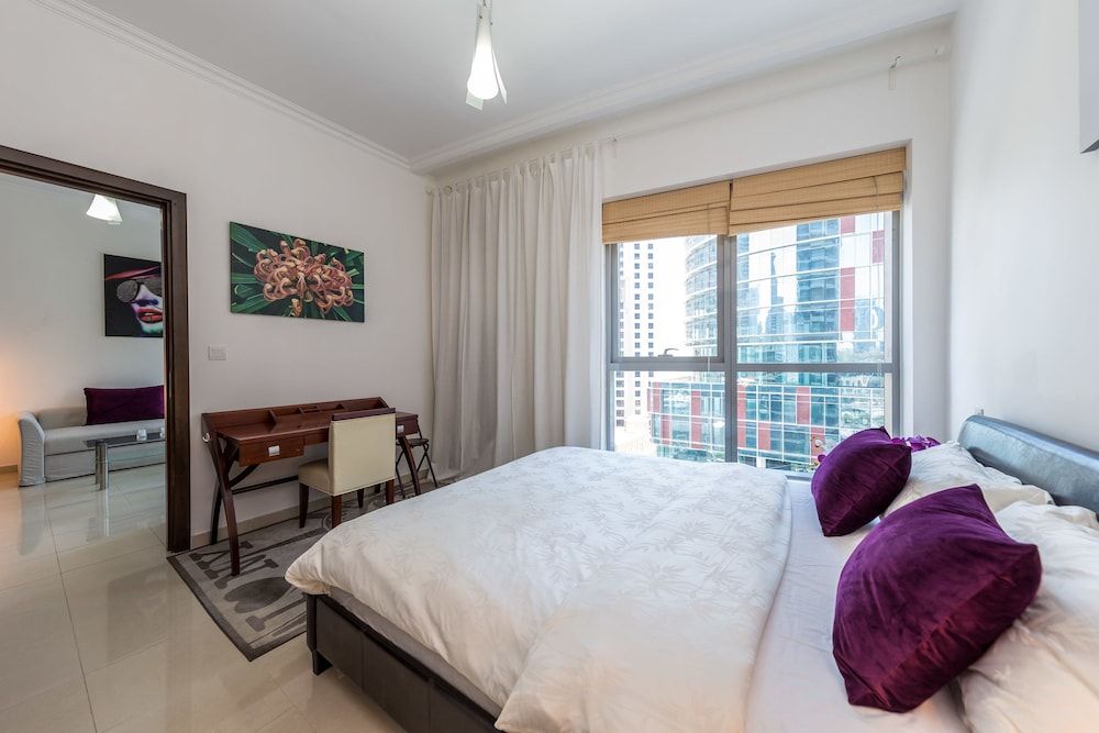 undefined Bay Central-West Tower by Deluxe Holiday Homes 4