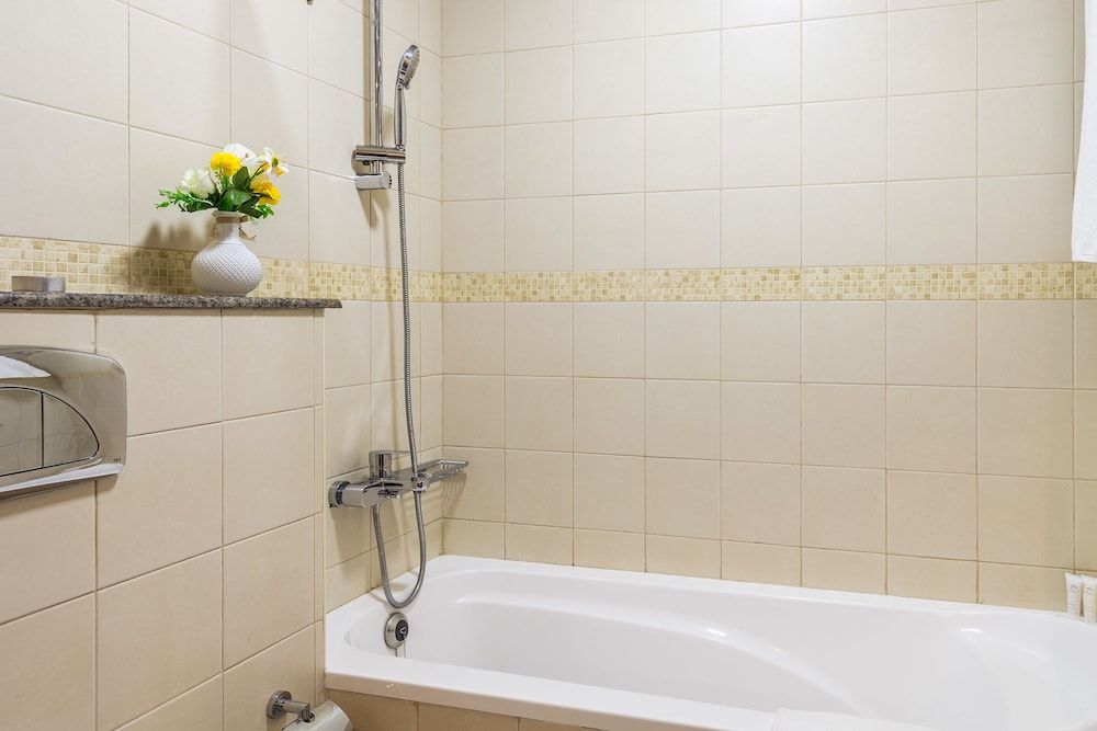 Bay Central-West Tower by Deluxe Holiday Homes Apartment, 2 Bedrooms 18