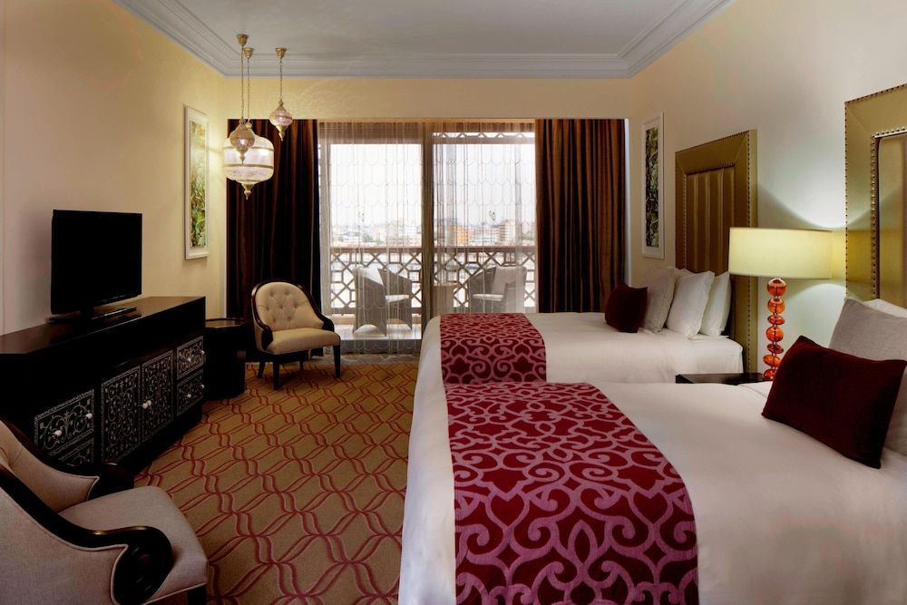 Superior Room, 2 Twin Beds, Non Smoking, Balcony (View)