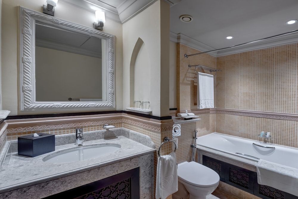 Arjaan by Rotana Dubai Media City Room, City View 5