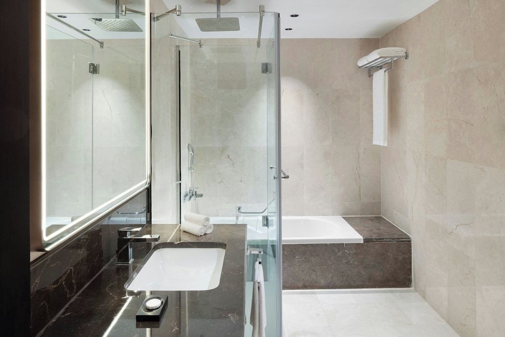 undefined Marriott Hotel Production City, Dubai 8