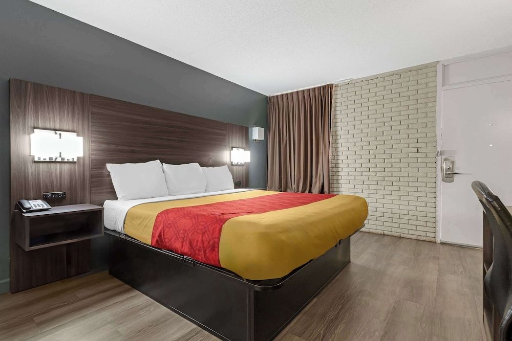 Room, 1 King Bed, Accessible, Non Smoking