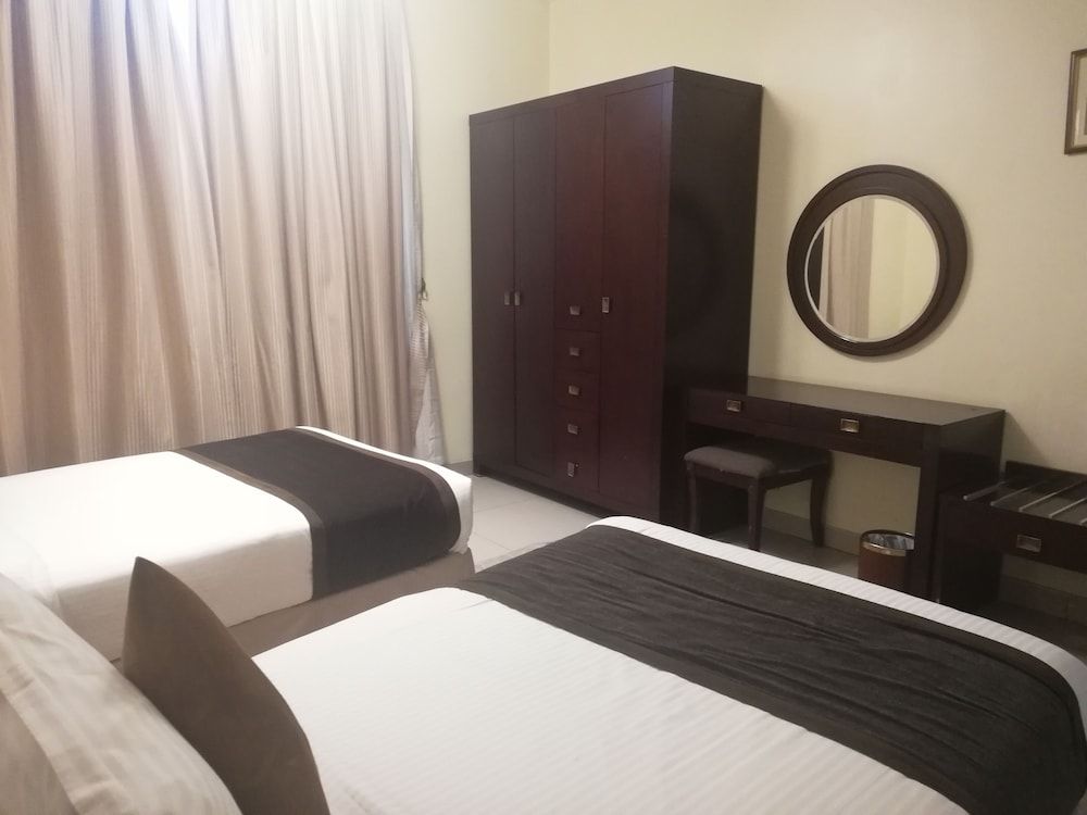 Crown Palace Hotel Ajman Deluxe Double - Twin 4