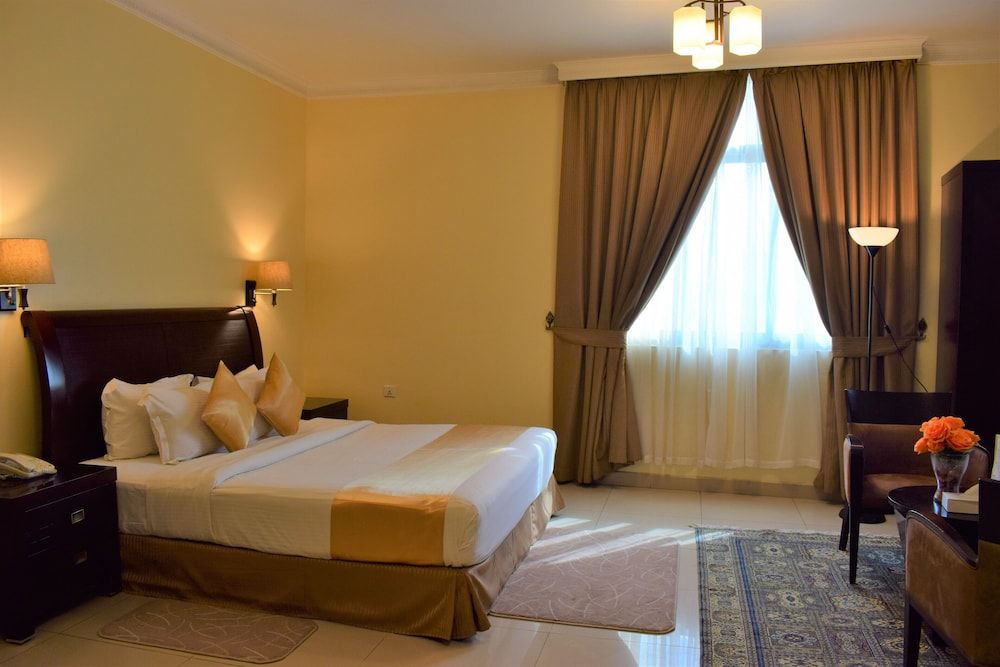 Crown Palace Hotel Ajman Deluxe Double - King 3