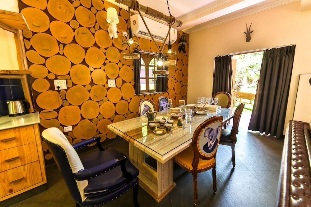 Amour Resort Fabulous Suite 5