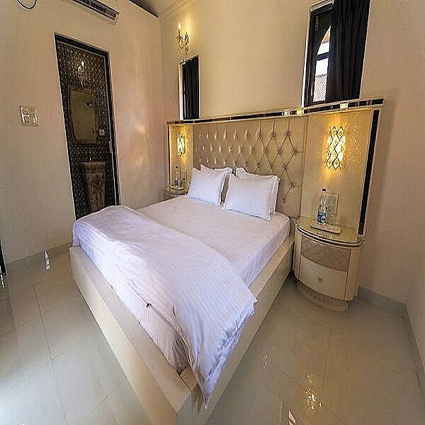 Amour Resort Fabulous Suite 13