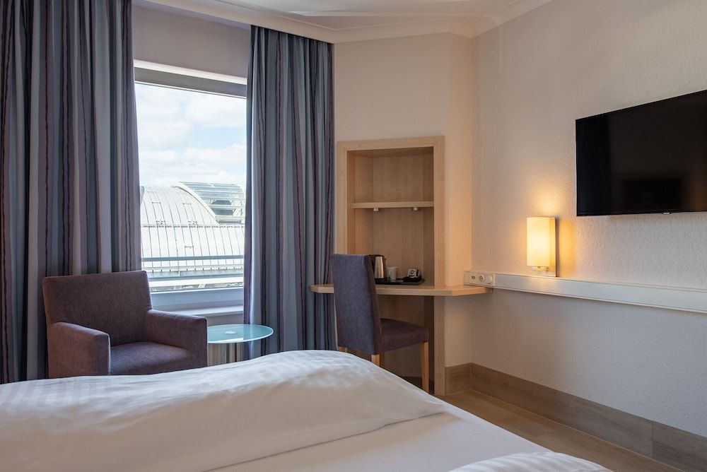 IntercityHotel Kiel Business Room, City View 2