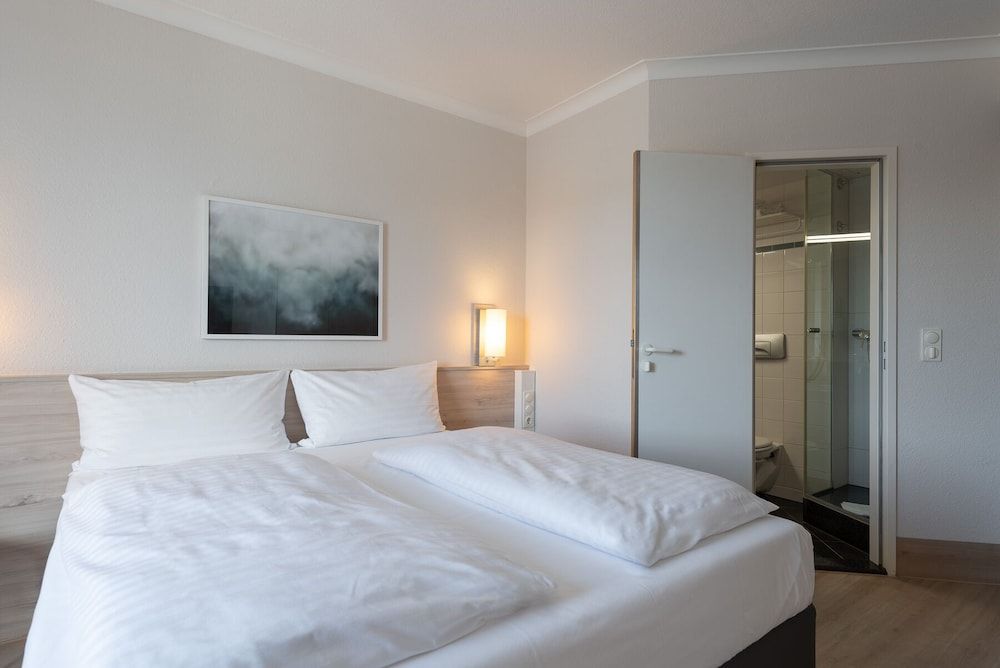 IntercityHotel Kiel Business Room, City View 3
