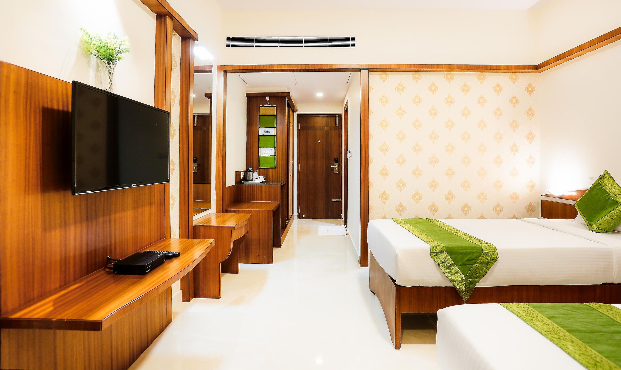 Treebo Premium Akshaya Mahal Inn Standard Double Room 2