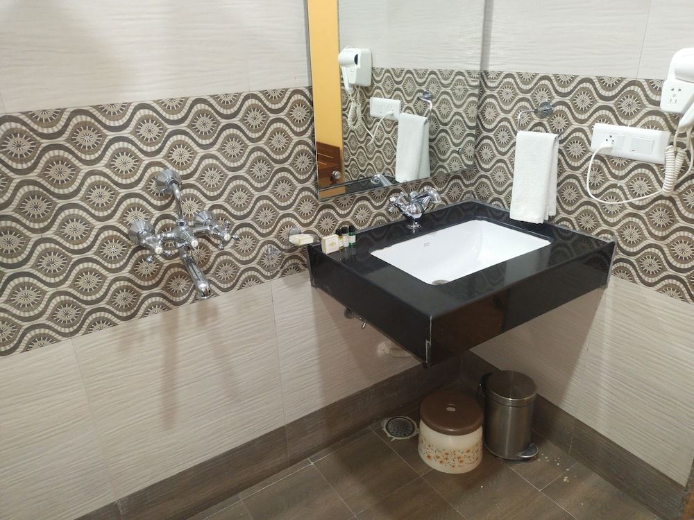 Kumbhalgarh Fort Resort Deluxe Room (Subject to availability in Old wing or New Wing) 6