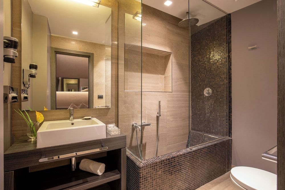 Condotti Boutique Hotel Standard Double Room (Via delle Carrozze 42) 3