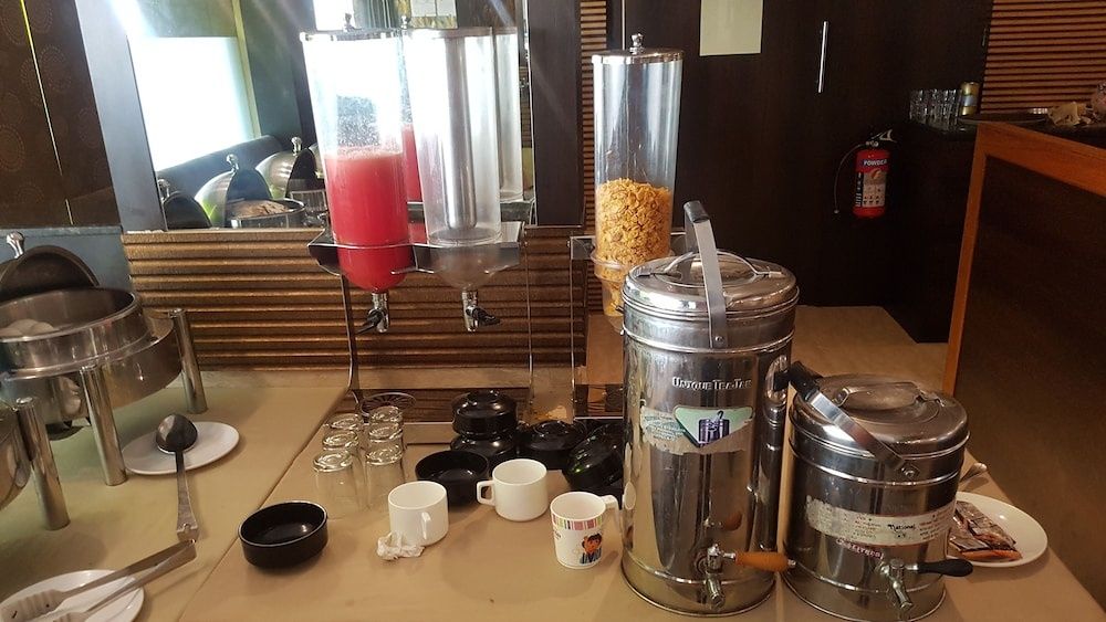 undefined THE MYRIAD Business Hotel 9