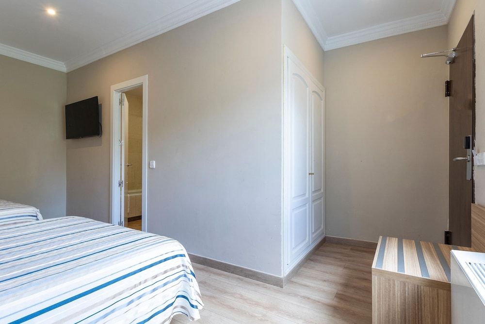 Best Osuna Feria Madrid Double Room 8