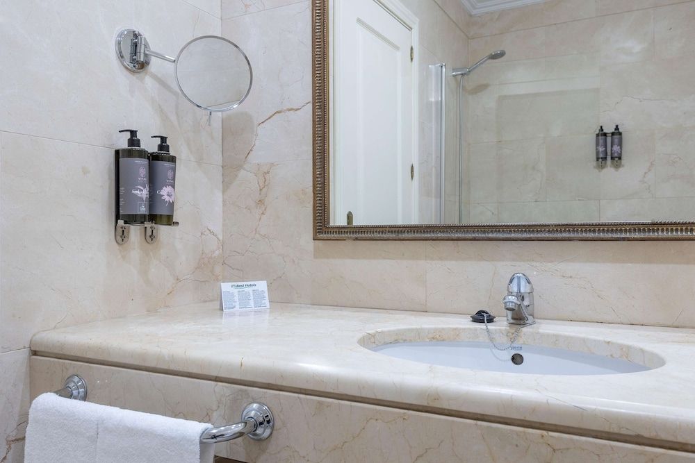 undefined Best Osuna Feria Madrid 9