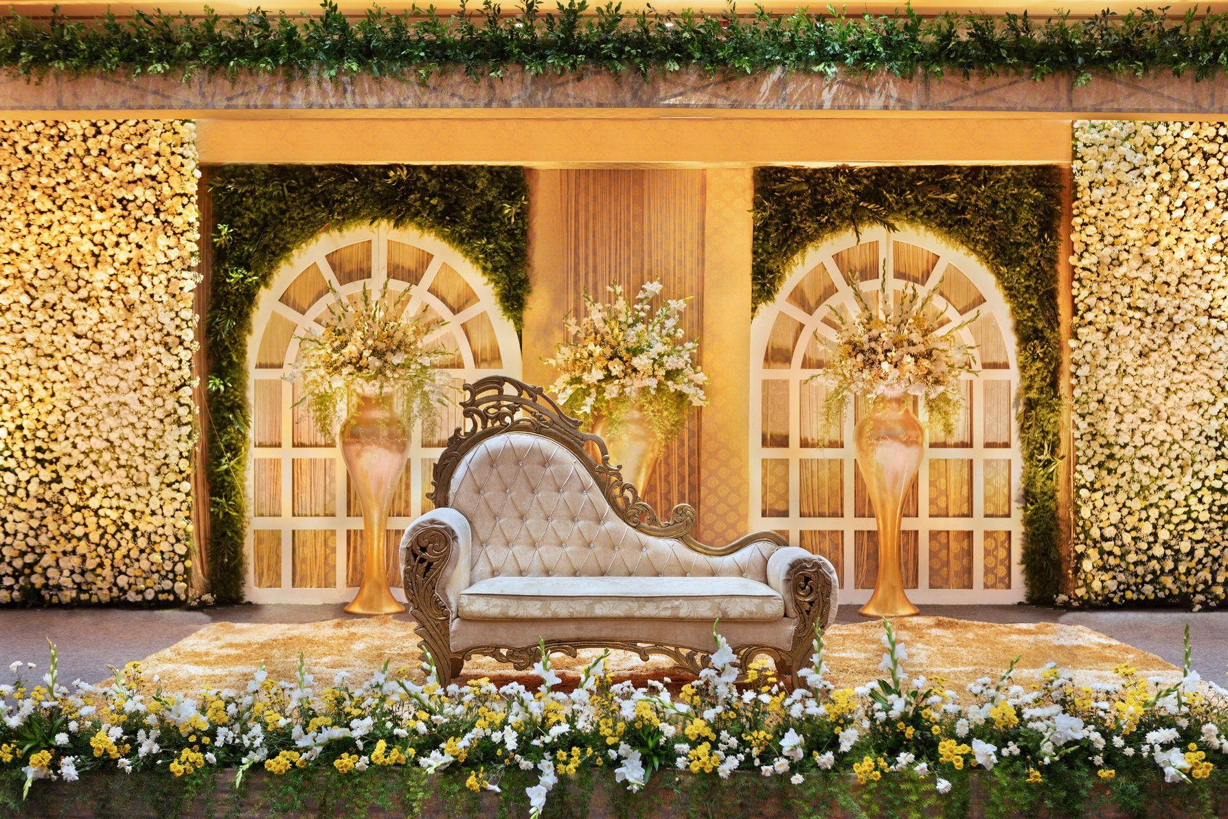 Scarlet Ballroom Weddding Setup