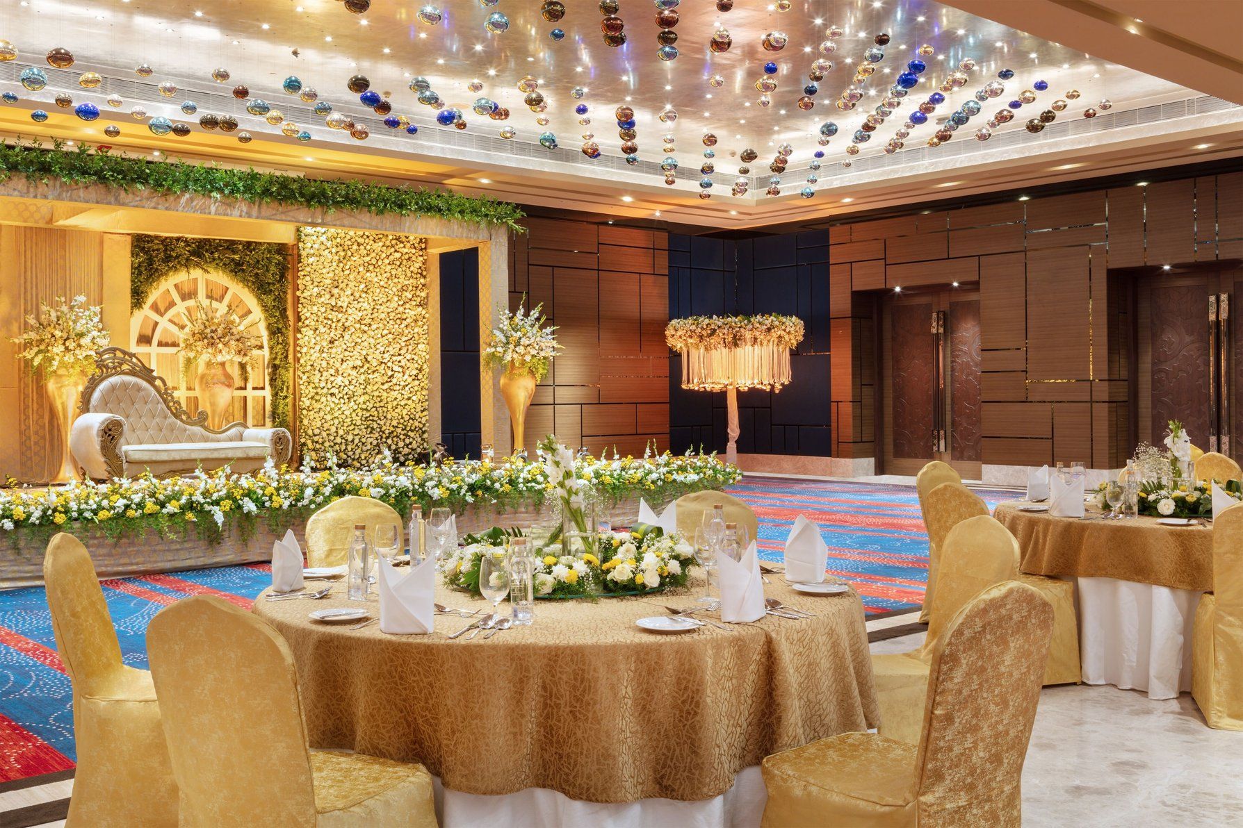 Scarlet Ballroom Weddding Setup