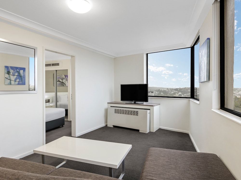 Park Regis North Quay Superior One-Bedroom Apartment 3