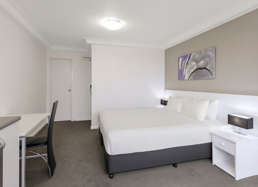 Park Regis North Quay Superior Outlook King or Twin Room