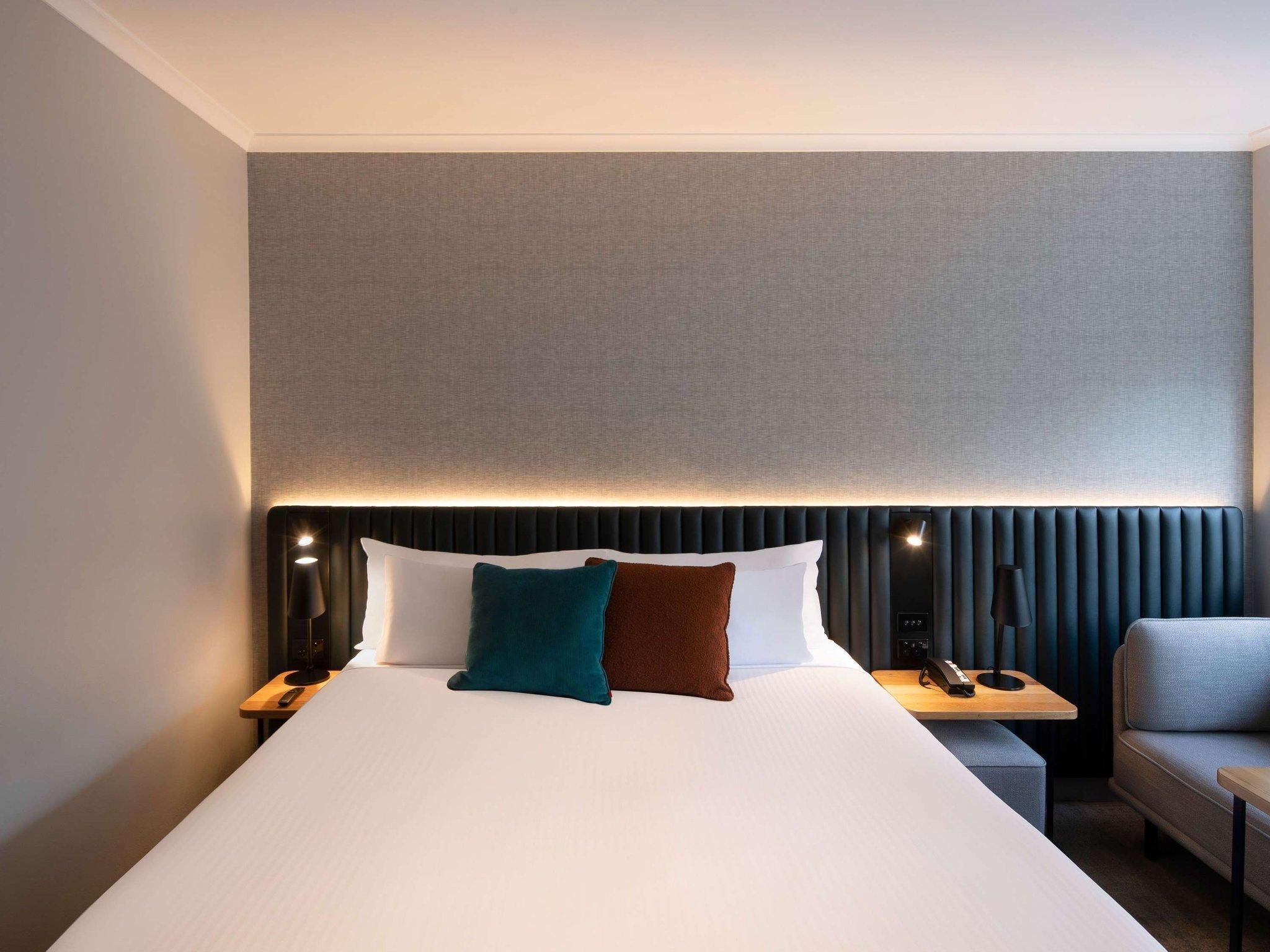 Novotel Sydney City Centre Standard King Room