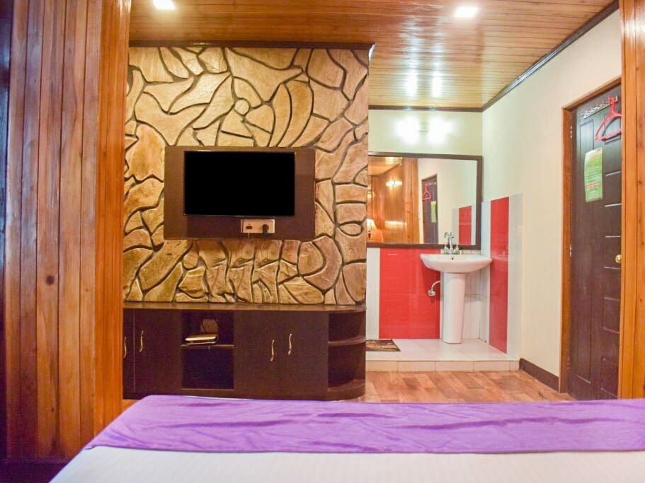 Mystic Rodhi Resort Deluxe room  3