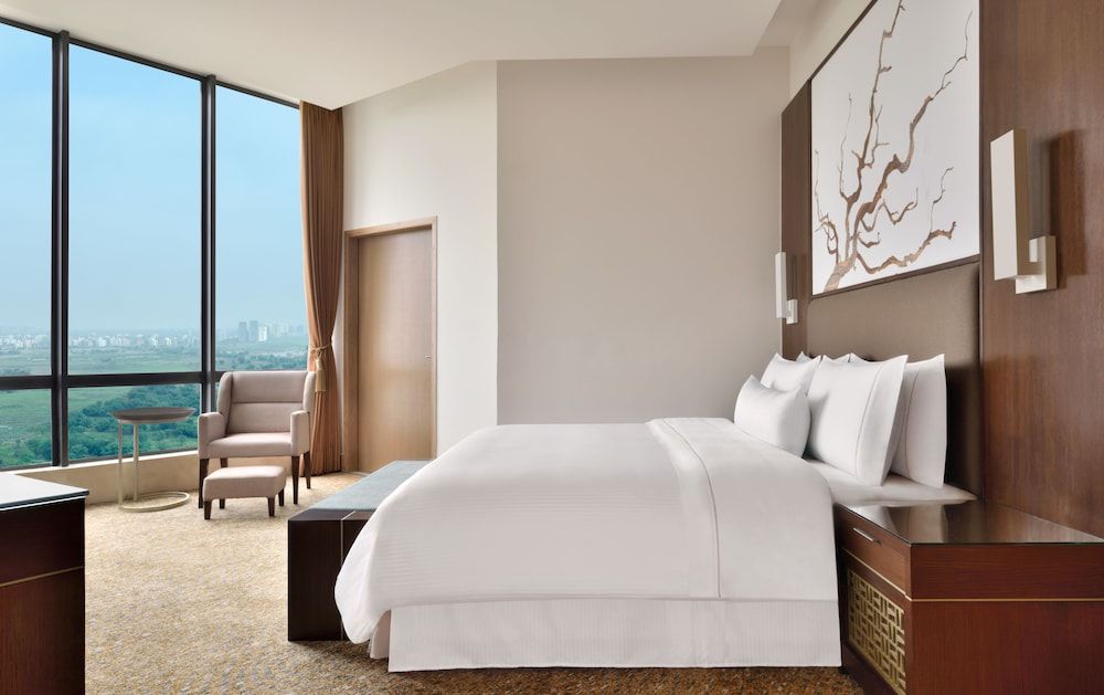 The Westin Kolkata Rajarhat Room, 1 King Bed 4