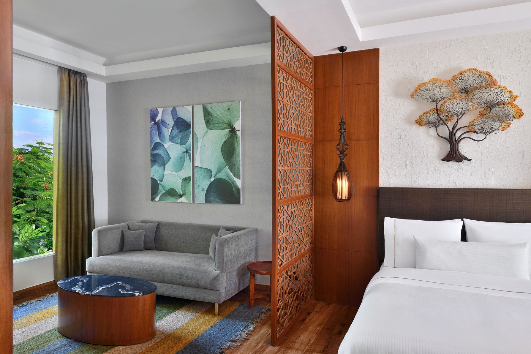 Queen/Queen Luxury Villa Living Area