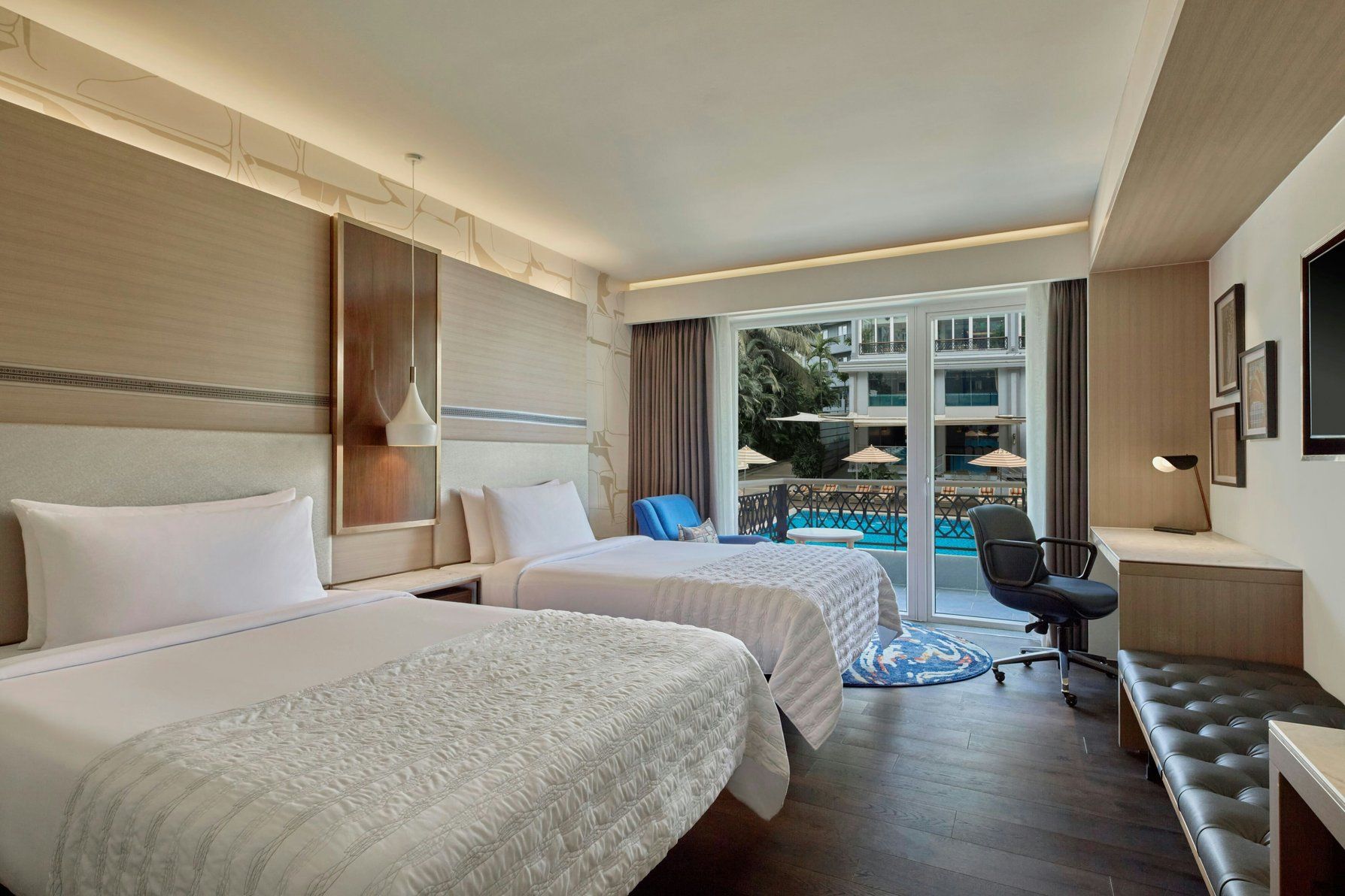 Classic, Guest room, 2 Queen, Pool view, Balcony