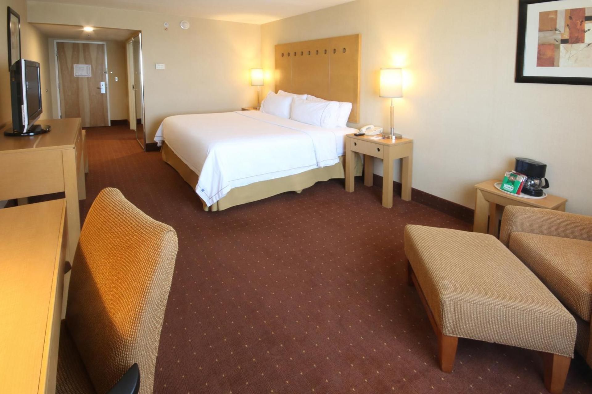 Standard King Room - Accessible
