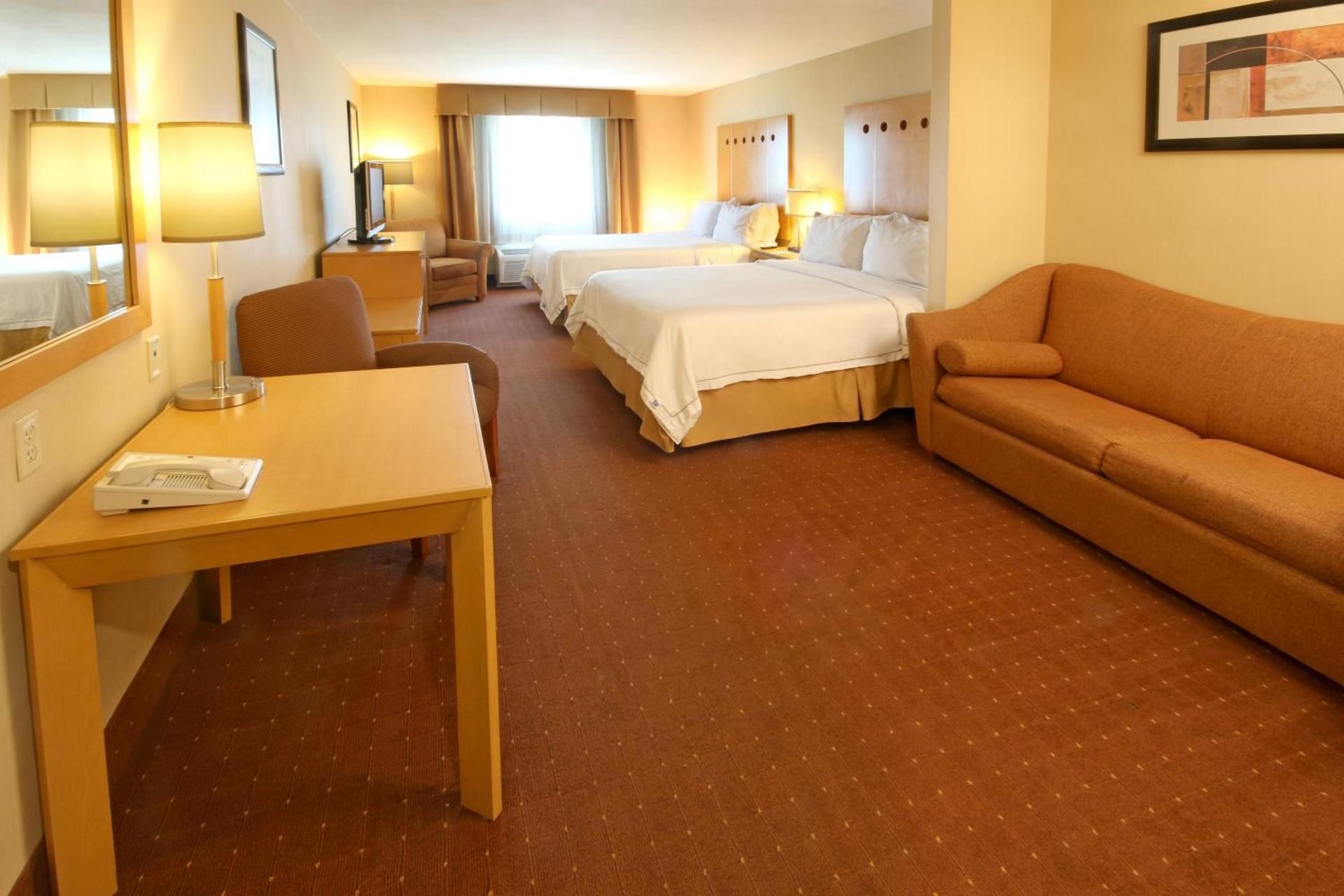 Standard King Room with Minifridge