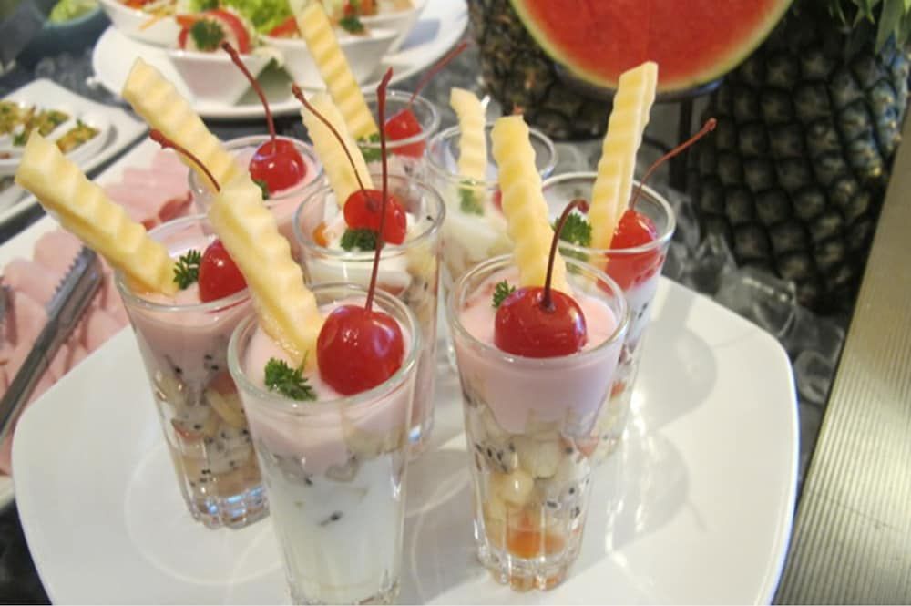 undefined Tai Pan Hotel 10