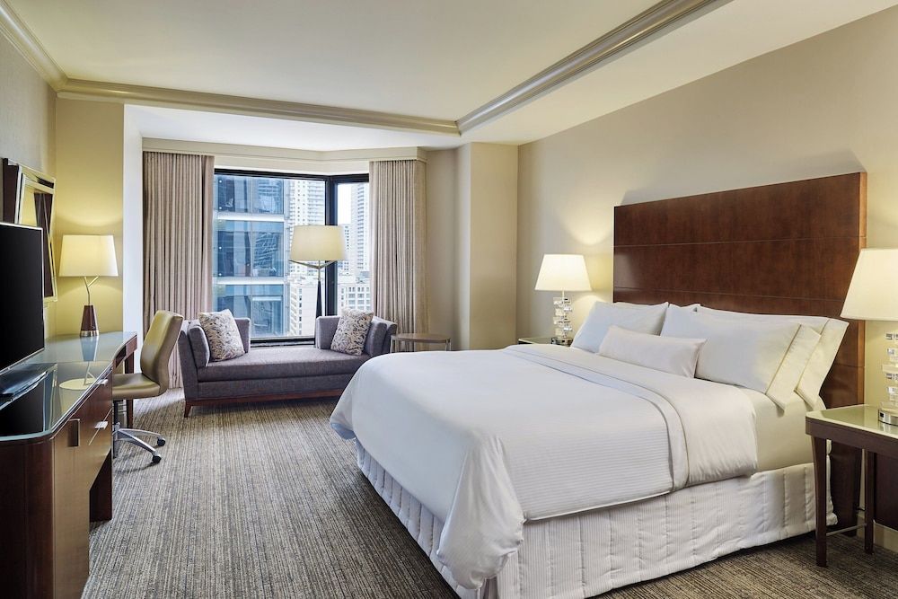 undefined The Westin Chicago River North 7