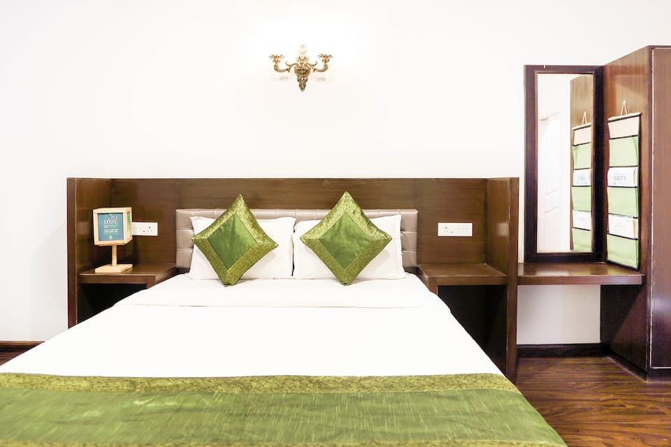 Treebo Skydale Inn & Suites With Mountain View Standard Double Room 7