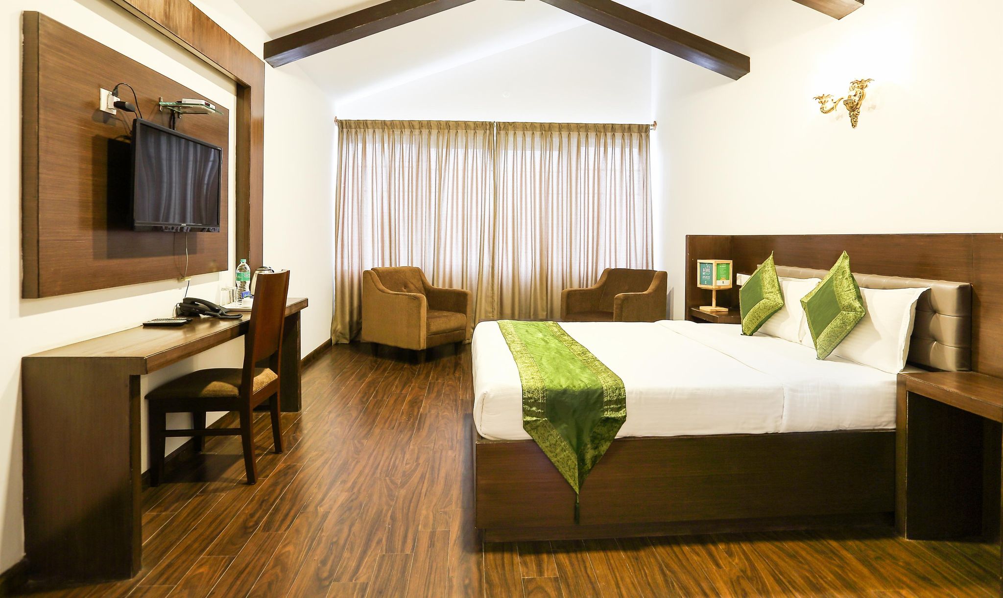 Treebo Skydale Inn & Suites With Mountain View Standard Double Room 6