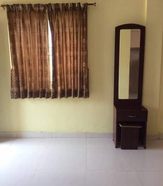 undefined R L Cottage 6