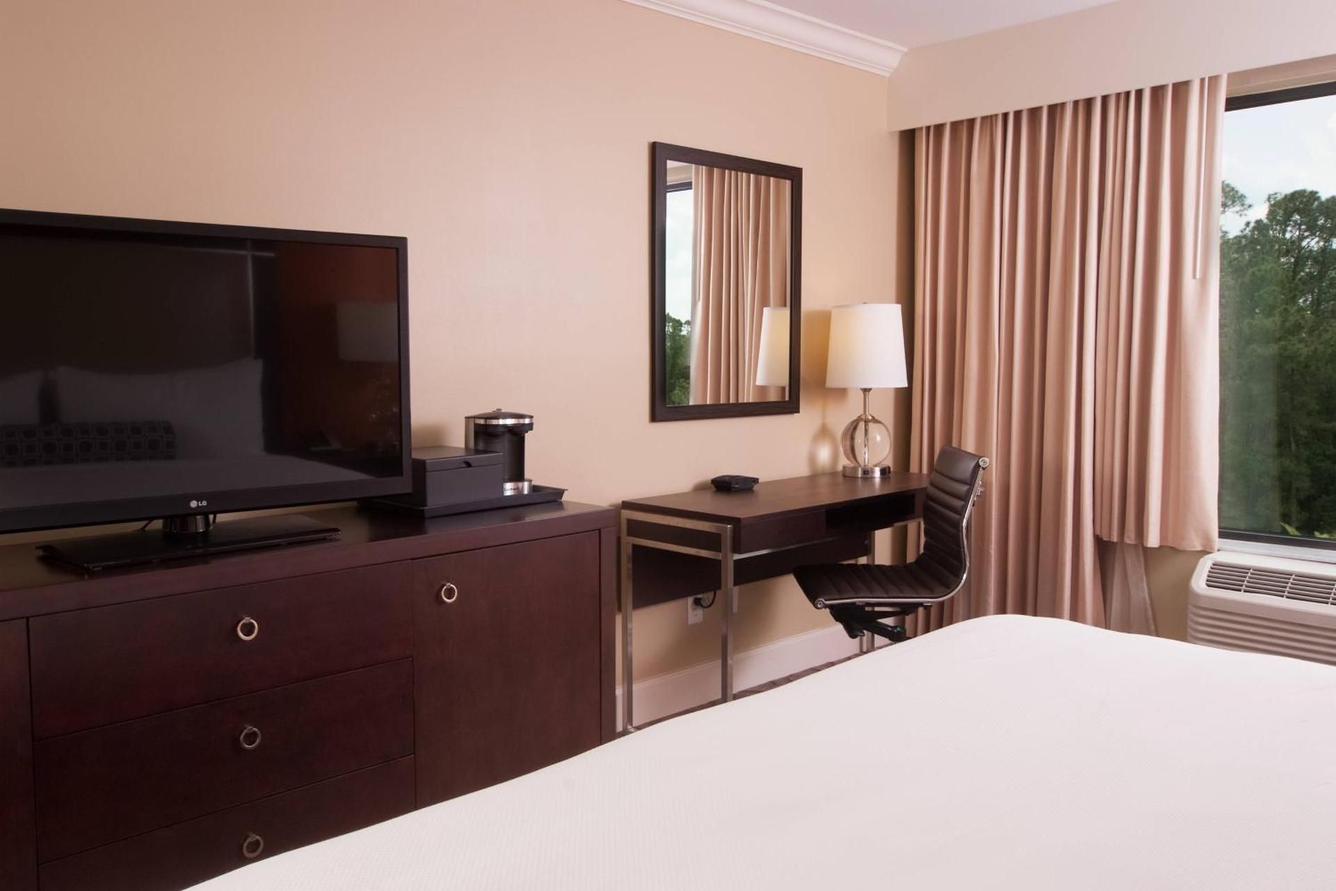 Queen Room with Two Queen Beds and Adapted Tub - Mobility and Hearing Accessible