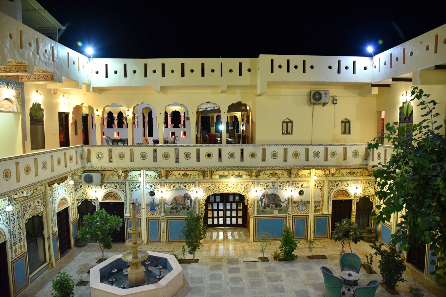 undefined Hotel Shahi Palace 8