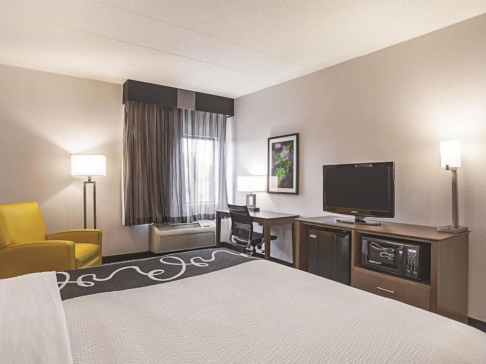 Room, 1 King Bed, Non Smoking