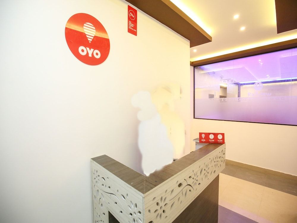 undefined OYO 10152 Rail View Residency 3