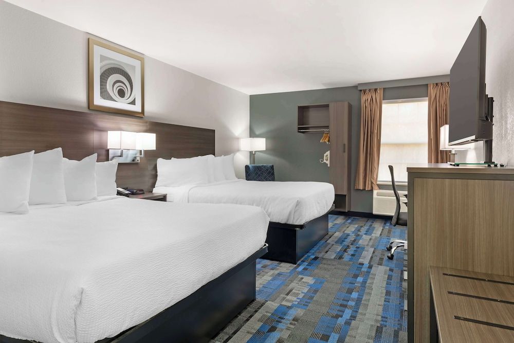 Standard Room, 2 Queen Beds, Non Smoking