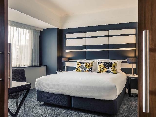 Junior Suite 1 King Bed