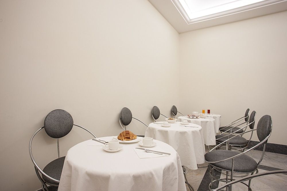 undefined Hotel Del Golfo 8