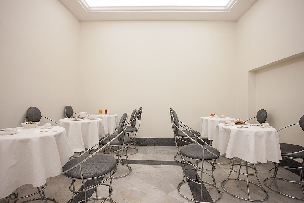 undefined Hotel Del Golfo 9