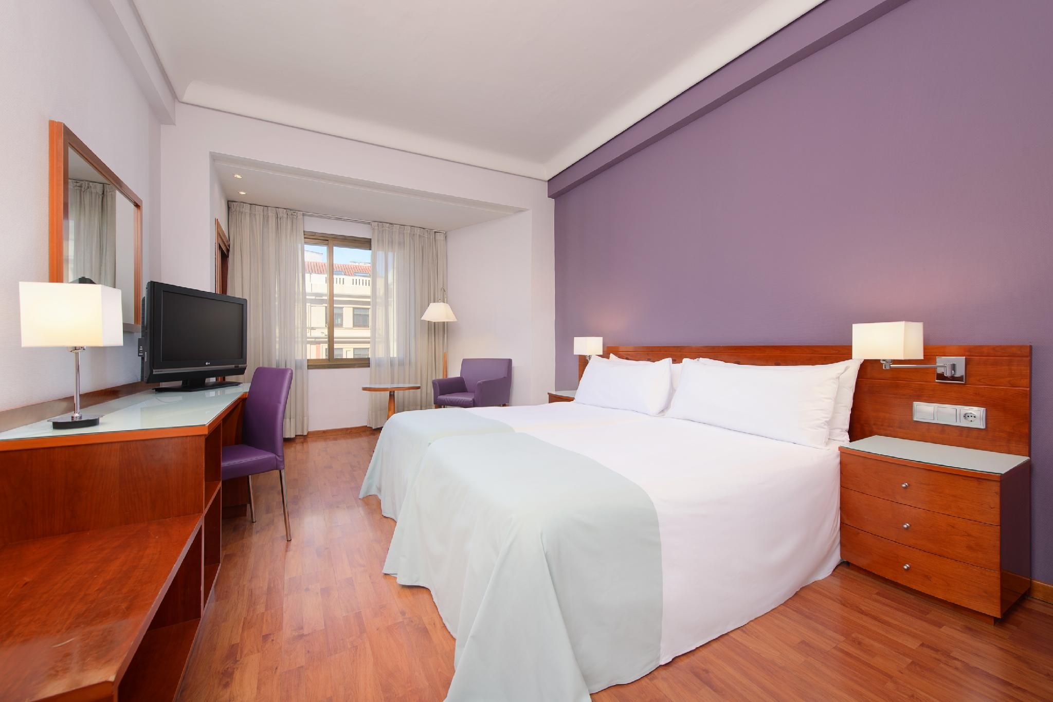 Hotel Madrid Centro Affiliated by Meliá Standard Room