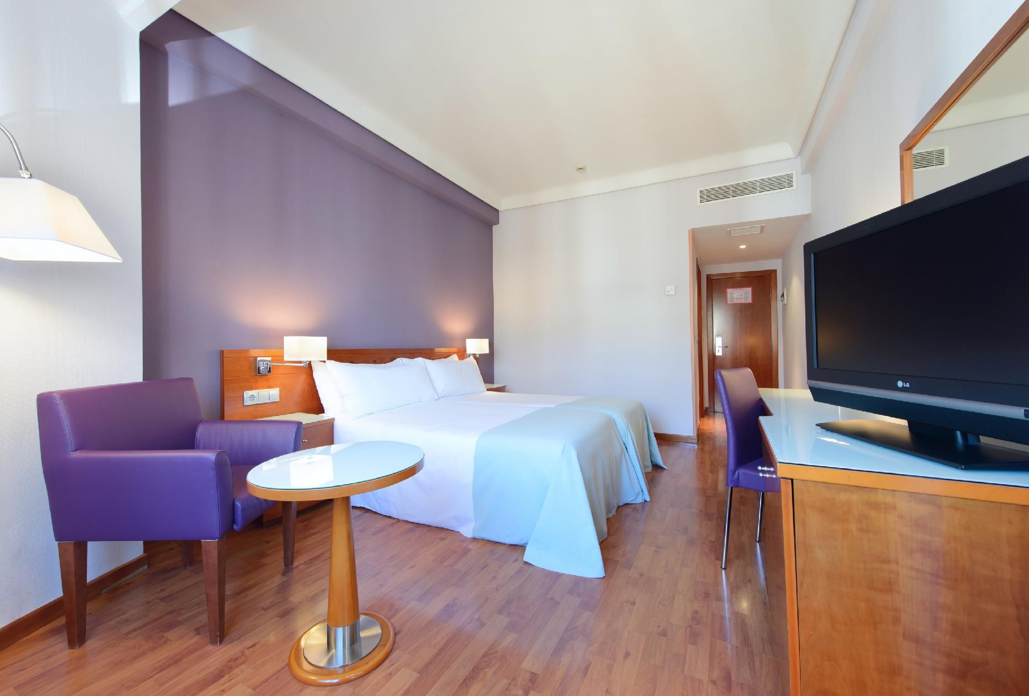 Hotel Madrid Centro Affiliated by Meliá Standard Room 2