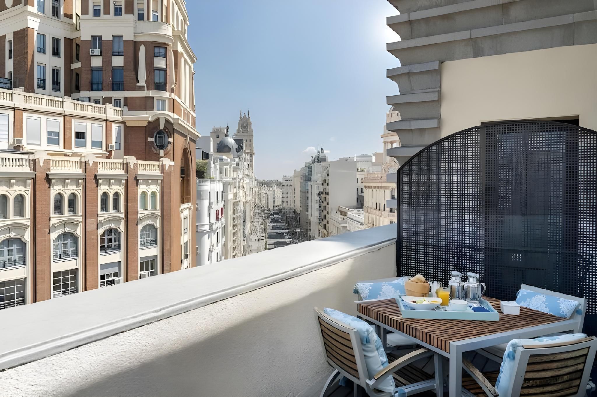 undefined Vincci Capitol Hotel 9