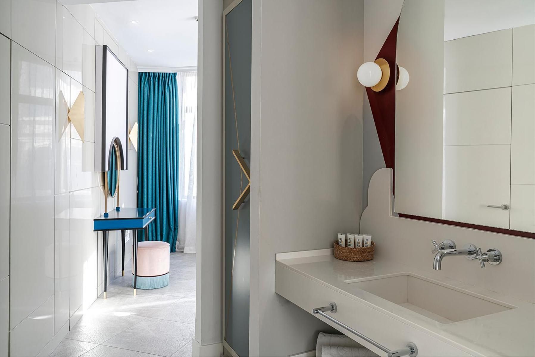 undefined Vincci Capitol Hotel 7