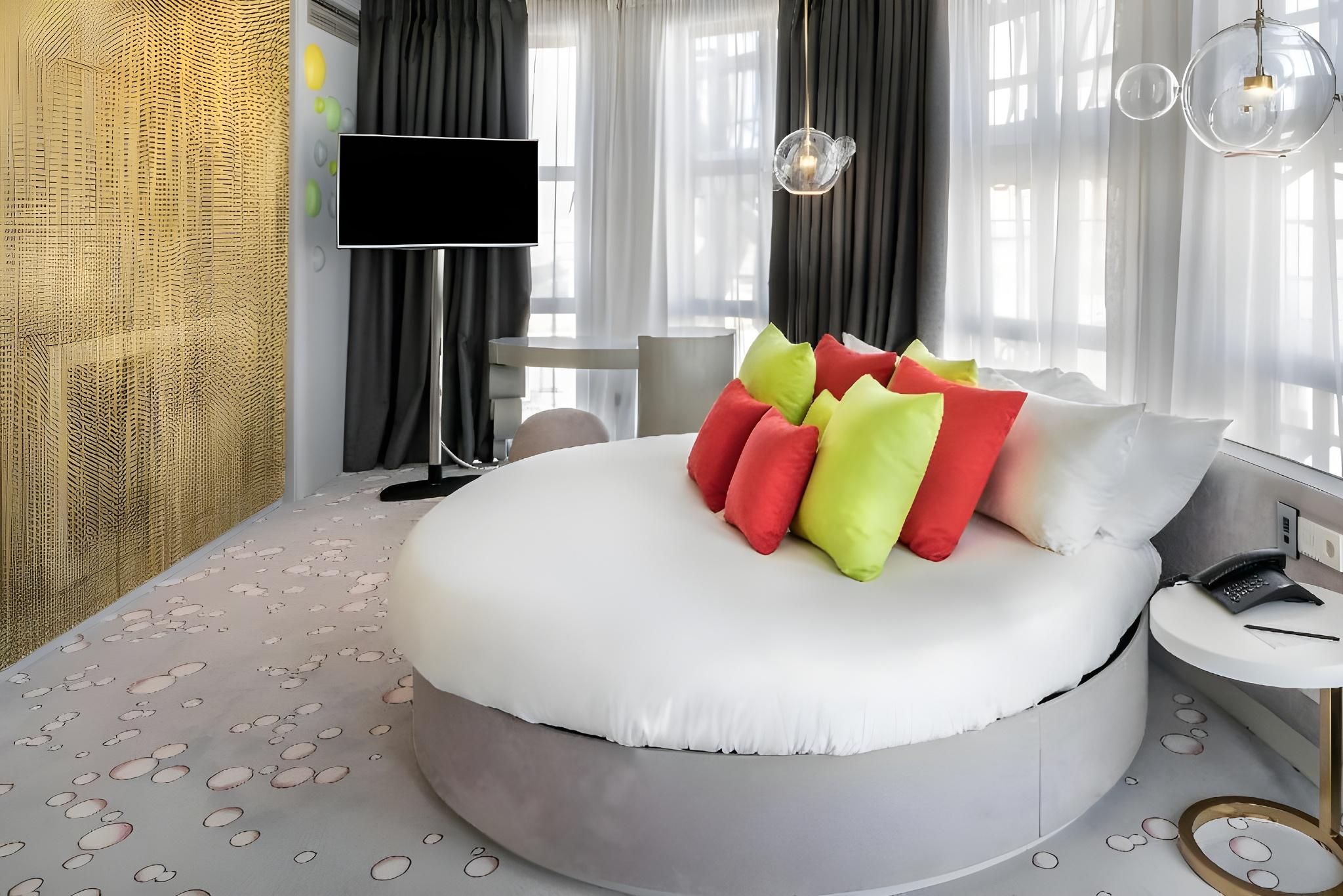 undefined Hotel Vincci Capitol 5