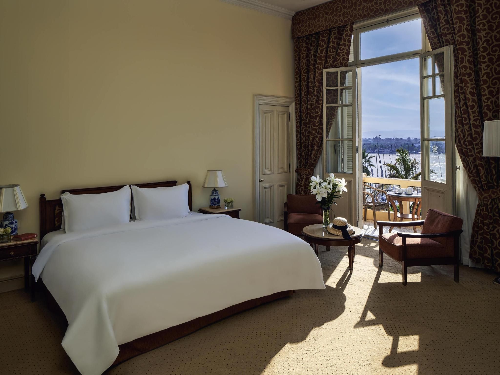 Luxury Nile View Room with King Bed